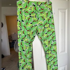 Lularoe tall and curvy leggings